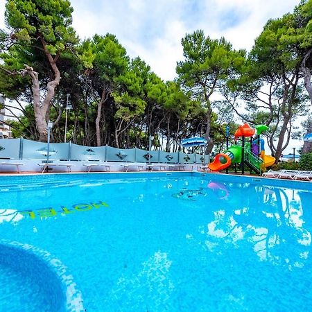 Hotel Atlantic Giulianova Eksteriør billede